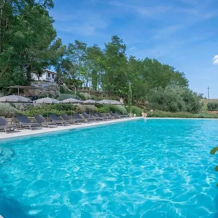 Melaiolo Modern With Pool, Montaione, Toscana Apartment Montaione