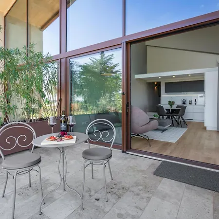 Melaiolo Modern With Pool, Montaione, Toscana * Montaione