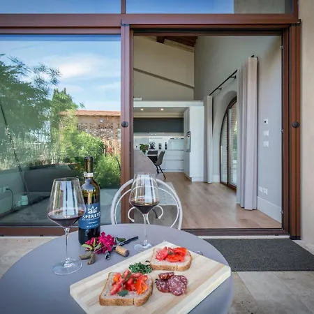 Apartment Melaiolo Modern With Pool, Montaione, Toscana