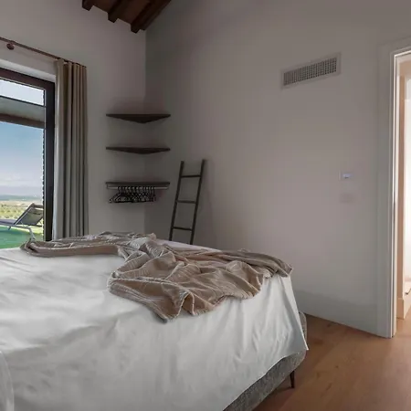 Melaiolo Modern With Pool, Montaione, Toscana Apartment Montaione